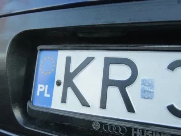 polscha-otrimala-za-kozhnu-vvezenu-v-ukrayinu-yevroblyakhu-po-tisyachi-yevro-yuzhanina