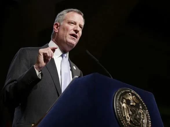 mer-nyu-yorka-ochikuye-otrimati-13-5-mlrd-dolariv-podatkiv-vid-rozmischennya-shtab-kvartiri-amazon