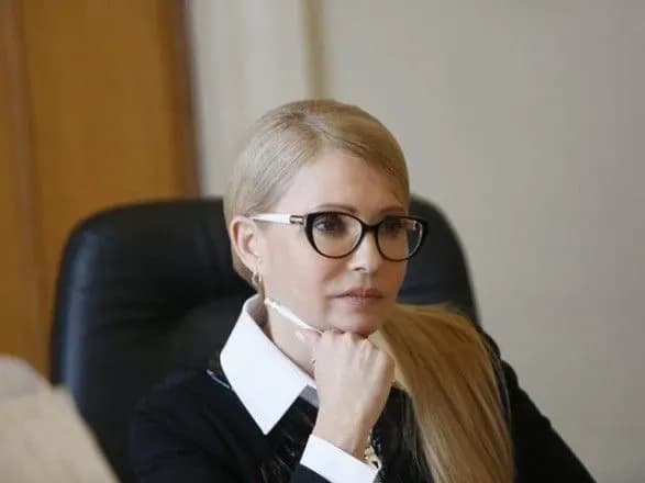 timoshenko-pidvischennya-tsin-na-gaz-potribno-poroshenku-yakiy-perepisuye-ukrayinski-rodovischa-na-svoye-otochennya