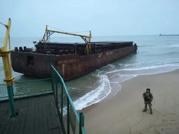 pravokhorontsi-sche-ne-vstanovili-vlasnika-sigaret-z-barzhi-paralel