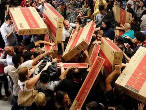 chorna-pyatnitsya-vdaliy-den-dlya-pokupok-chi-sutsilniy-obman