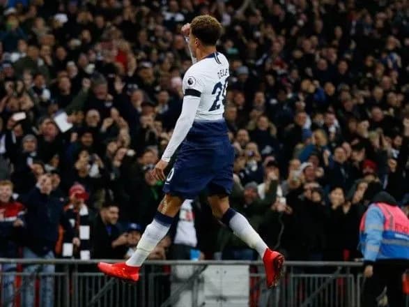 totenkhem-viyshov-peremozhtsem-z-londonskogo-derbi