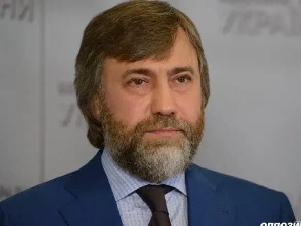 novinskiy-poroshenko-zateyal-igru-s-voennym-polozheniem-chtoby-ustanovit-diktaturu-s-chrezvychaynymi-polnomochiyami