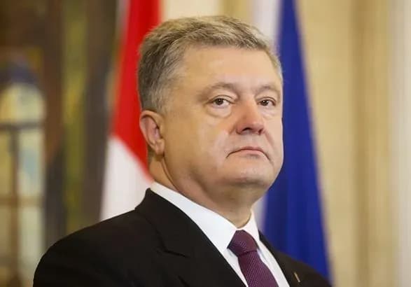 obstril-korabliv-ye-splanovanim-rf-elementom-eskalatsiyi-v-azovskomu-mori-poroshenko