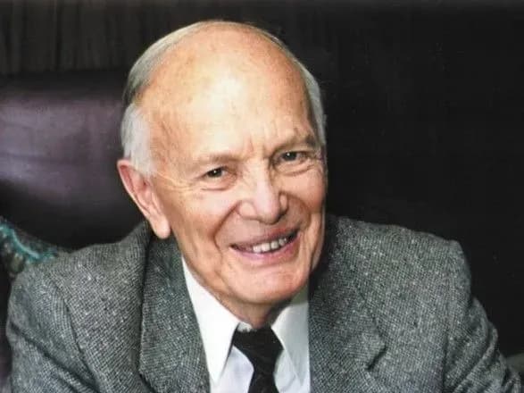 vid-metalurgiyi-do-meditsini-za-100-rokiv-paton-vidznachaye-den-narodzhennya