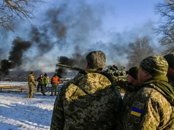 minoboroni-provodit-popovnennya-usikh-zapasiv-zsu