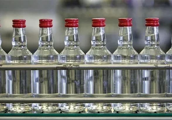 pislya-skasuvannya-nichnikh-zaboron-u-bilorusi-podorozhchav-alkogol