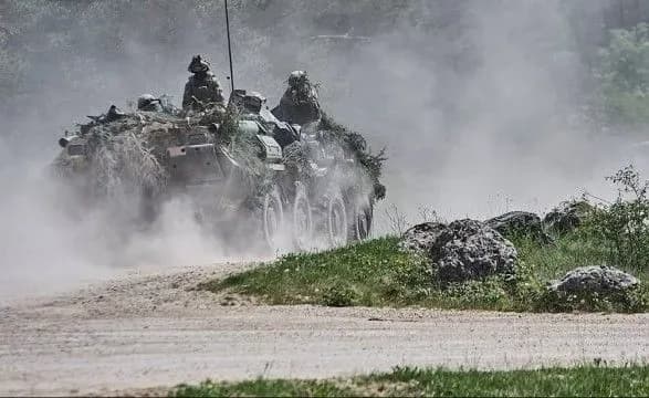 zranku-vorog-vzhe-obstrilyav-pozitsiyi-oos-z-kulemetiv