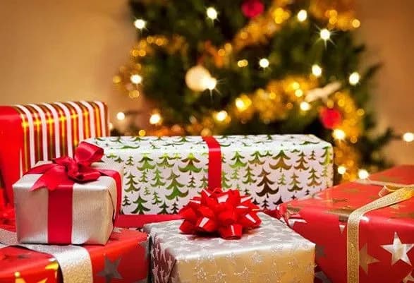 ekspert-poradila-yak-obrati-idealniy-podarunok-dlya-ditini-pid-yalinku
