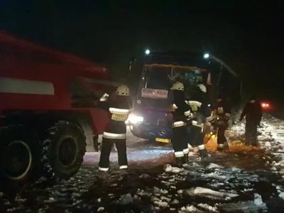 dsns-cherez-pogodni-umovi-znestrumleno-479-naselenikh-punktiv-u-desyati-oblastyakh