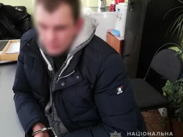 politsiya-spiymala-zasudzhenogo-yakiy-ponad-pivroku-khovavsya-vid-tyurmi