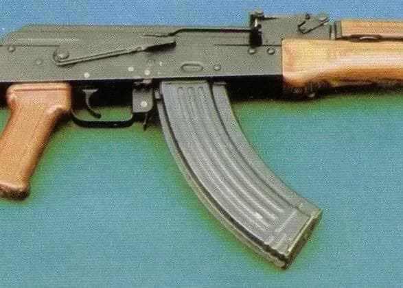 na-zhitomirschini-zatrimali-cholovika-z-avtomatom-natspolitsiya