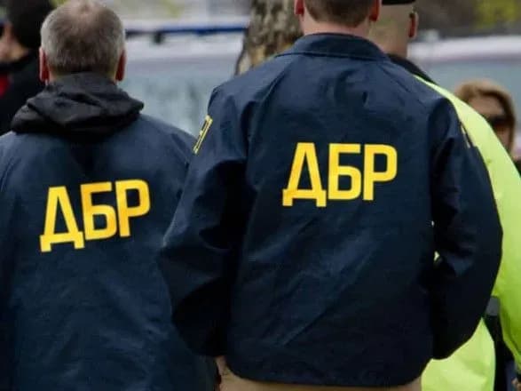 kerivnitstvo-dbr-schomisyatsya-otrimuye-ponad-2-tis-dol-dopomogi-vid-derzhavi