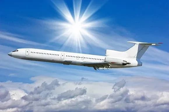 tri-aeroporti-u-nimechchini-straykuvatimut-tsiliy-den