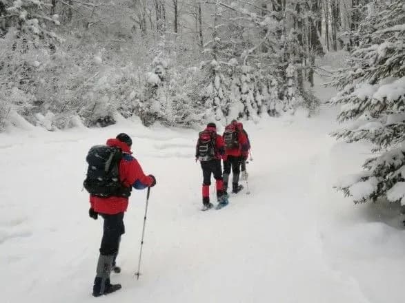 turist-yakogo-shukali-pyat-dniv-sam-podzvoniv-ryatuvalnikam