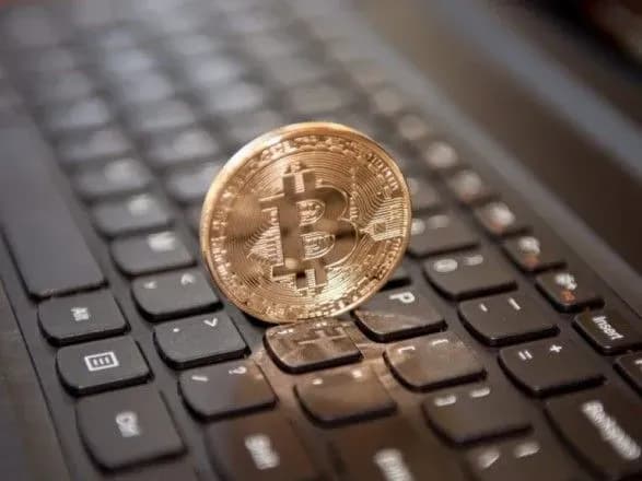 bitkoyin-bude-padati-v-tsini-nezvazhayuchi-na-rozvitok-kriptovalyutnoyi-infrastrukturi-prognoz