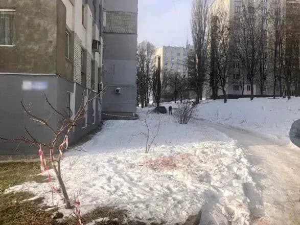 poraneniy-u-kharkovi-ofitser-zaymavsya-rozsliduvannyam-vbivstva-sarmata-politsiya