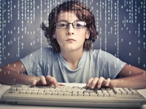 shkolyar-z-turtsiyi-zlamav-natsionalnu-sistemu-abi-zminiti-svoyi-otsinki