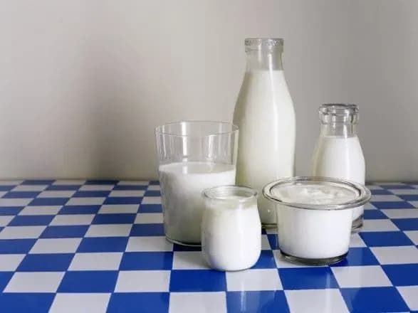 pid-viglyadom-kefiru-v-ukrayini-vse-chastishe-prodayut-yogurt-ekspert