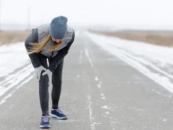 cherez-ozheleditsyu-u-kiyevi-za-dobu-travmuvalisya-72-lyudey