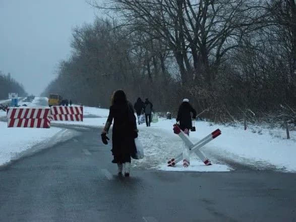 obsye-tsiyeyi-zimi-vzhe-12-lyudey-pomerlo-na-liniyi-zitknennya