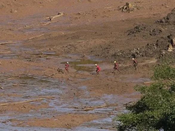 proriv-dambi-v-braziliyi-kilkist-zhertv-zrosla-do-142-osib