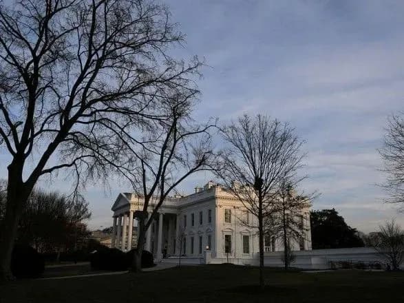 tramp-ya-pratsyuyu-bilshe-svoyikh-poperednikiv