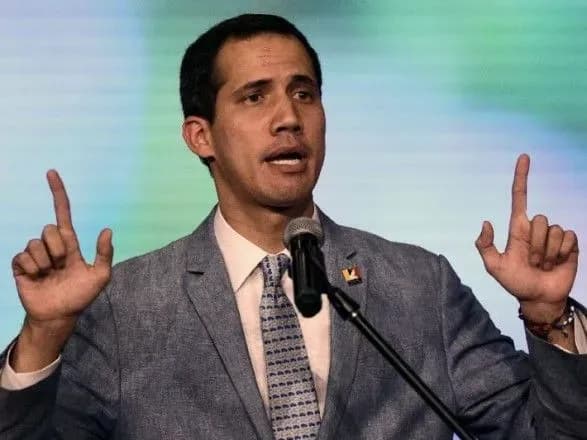 sche-odin-viyskoviy-visokoposadovets-venesueli-pidtrimav-guaydo