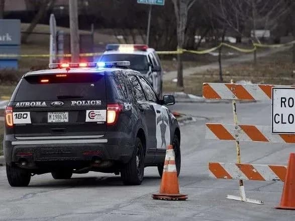 u-ssha-nevidomiy-zastreliv-chotirokh-zaruchnikiv