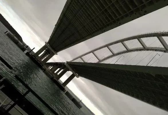 putin-anonsuvav-pochatok-zaliznichnogo-rukhu-po-krimskomu-mostu-v-tsomu-rotsi