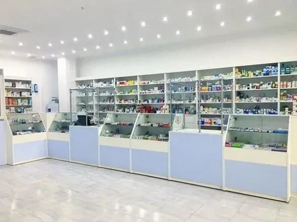 zamist-apteki-restoran-merezheviki-vitisnyayut-komunalni-apteki-z-rinku