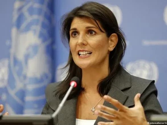 eks-postpred-ssha-pri-oon-nikki-kheyli-uviyde-do-radi-direktoriv-boeing