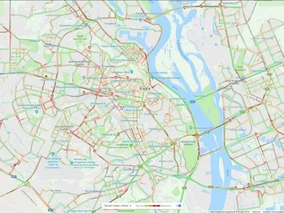 ranok-u-stolitsi-rozpochavsya-iz-zatoriv-4