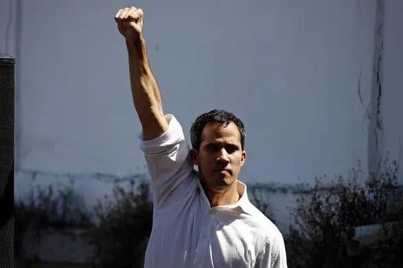 guaydo-prosit-ogolositi-rezhim-nadzvichaynogo-stanu-cherez-znestrumlennya-venesueli