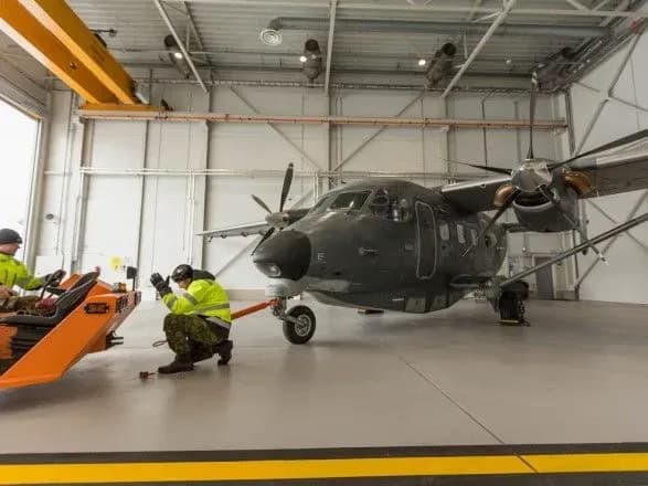 vps-estoniyi-popovnilisya-podarovanim-ssha-litakom