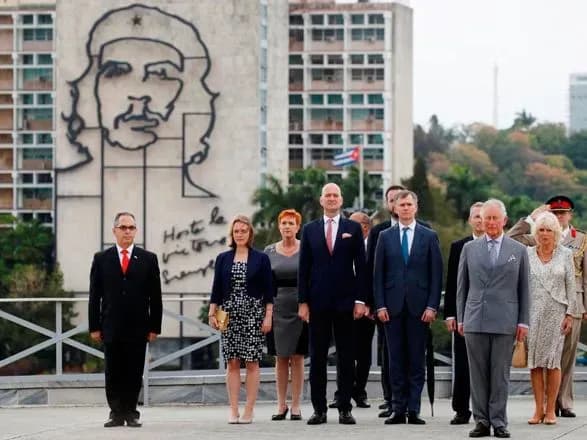 prints-charlz-stav-pershim-z-korolivskoyi-simyi-britaniyi-khto-vidvidav-komunistichnu-kubu