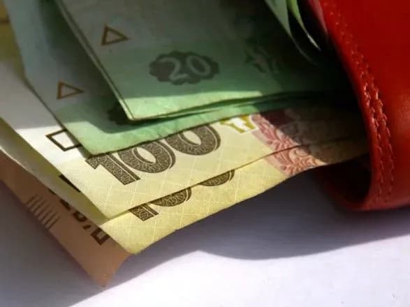 firmu-oshtrafuvali-na-mayzhe-1-mln-grn-za-neoformlenikh-pratsivnikiv