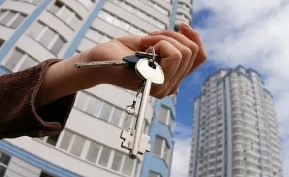 minulogo-roku-kvartirna-cherga-v-kiyeva-zrosla-na-1-2-tis-osib