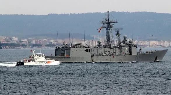 chotiri-korabli-nato-proyshli-cherez-protoku-dardanelli