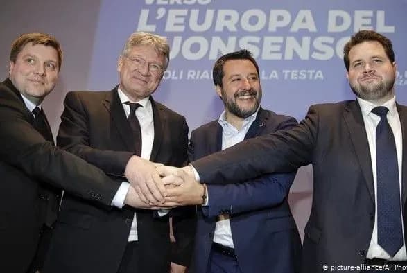 pravopopulisti-khochut-stvoriti-novu-grupu-v-yevroparlamenti