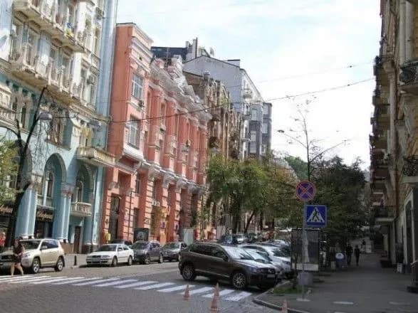 stolichniy-gromadi-povernuli-zemelni-dilyanki-vartistyu-37-mln-grn