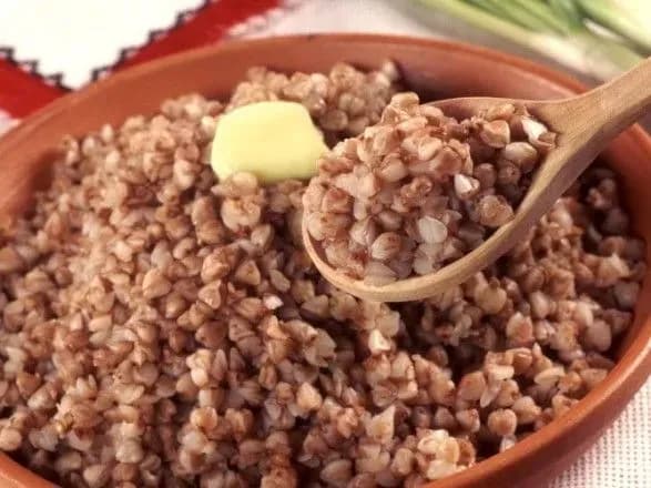 ukrayintsyam-prorokuyut-podorozhchannya-grechki