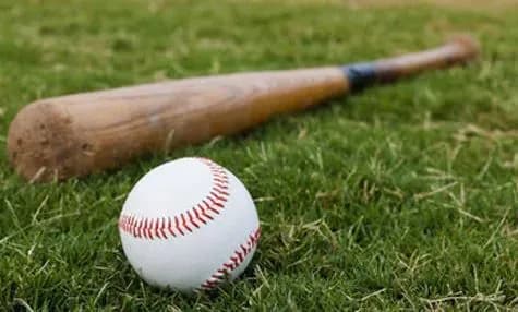 u-kharkovi-gromadskiy-aktivist-pobiv-cholovikiv-yakikh-zapidozriv-u-poshuku-narkotikiv