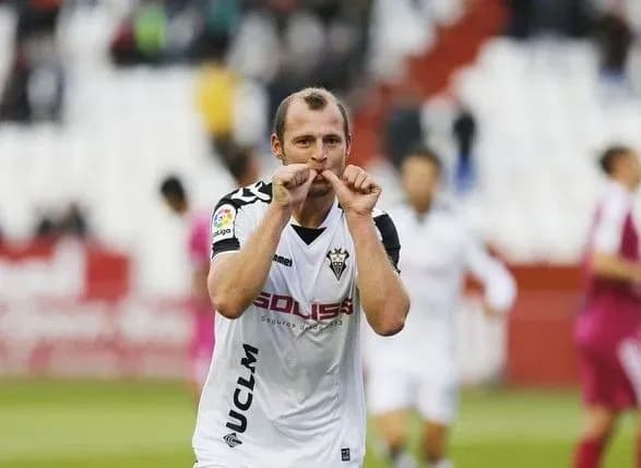 pavelko-zastupivsya-za-zozulyu-ffu-gotuye-zvernennya-do-uyefa