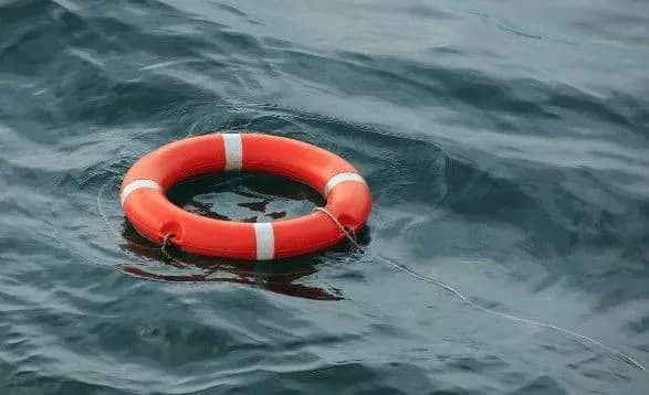 bilya-kongo-rozbivsya-korabel-ye-zagibli-i-postrazhdali