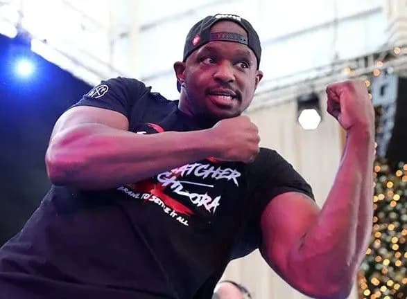 kolishniy-supernik-dzhoshua-viraziv-gotovnist-do-provedennya-boyu-z-usikom