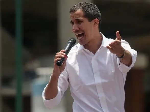 guaydo-ya-ne-viklyuchayu-inozemnu-viyskovu-interventsiyu