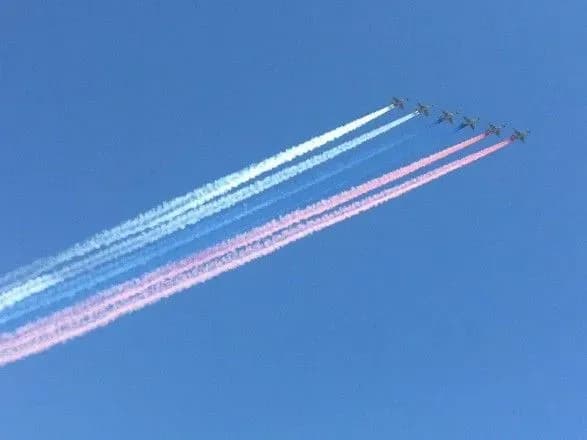 u-moskvi-proyshla-repetitsiya-paradu-do-9-travnya-z-tankami-i-aviatsiyeyu