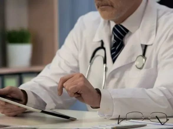 mayzhe-2-5-tis-aptek-vzhe-prodayut-dostupni-liki-za-e-retseptami