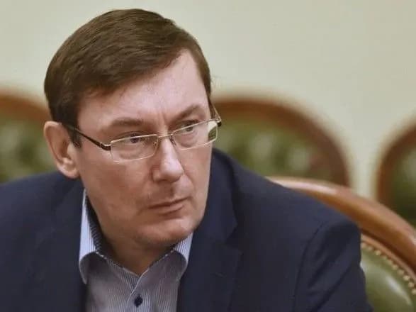 lutsenko-vimagaye-vid-prokuroriv-konkretnikh-sprav-schodo-zlochiniv-pid-chas-viboriv